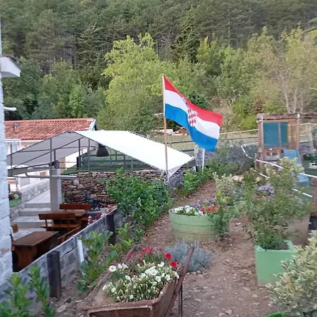 Kuca Za Odmor Mirakul Сasa de vacaciones *